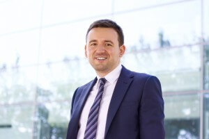 Lukasz Kogucinski - Financial Adviser
